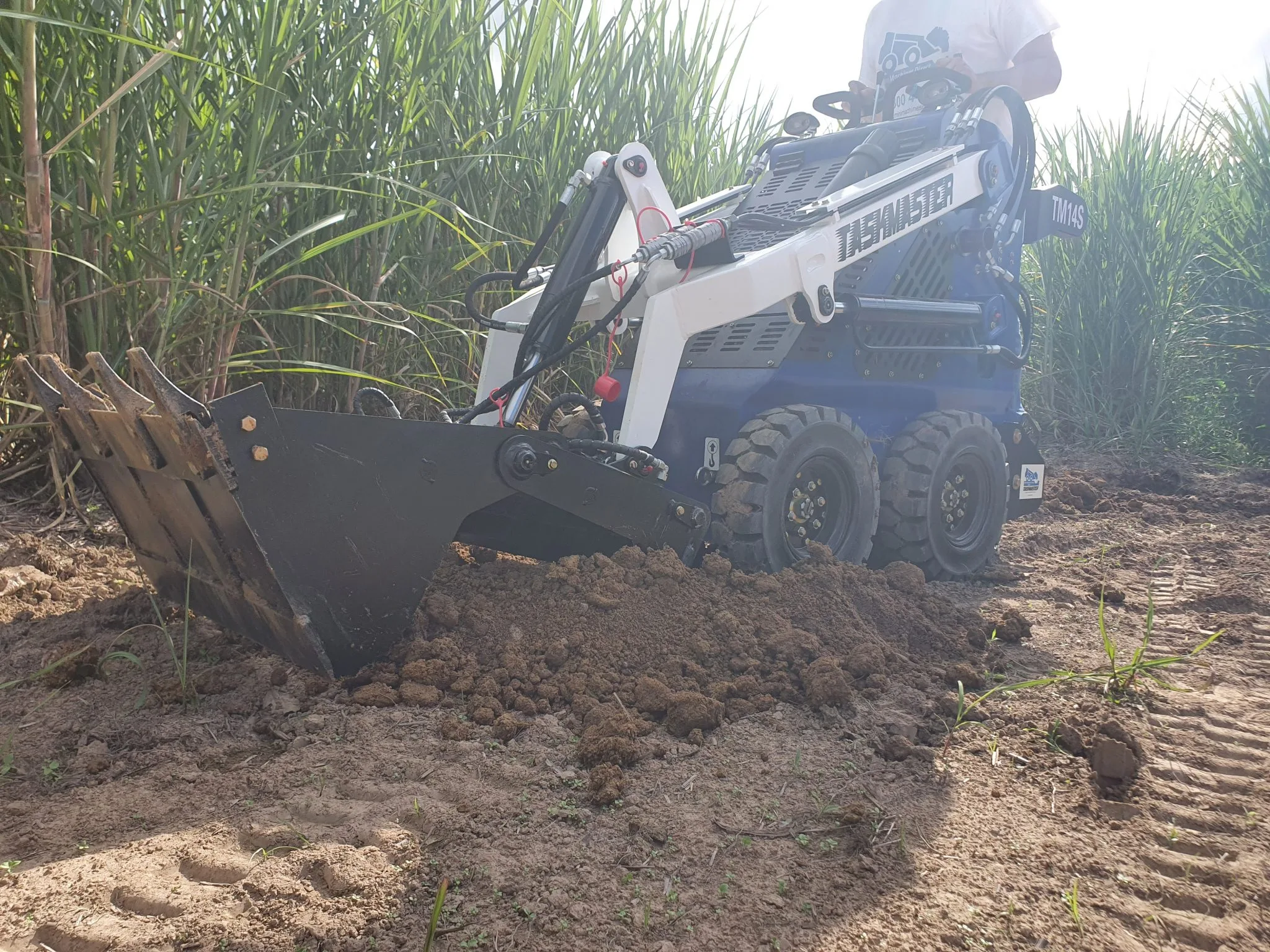 Mini-Loader_TM14S (2)