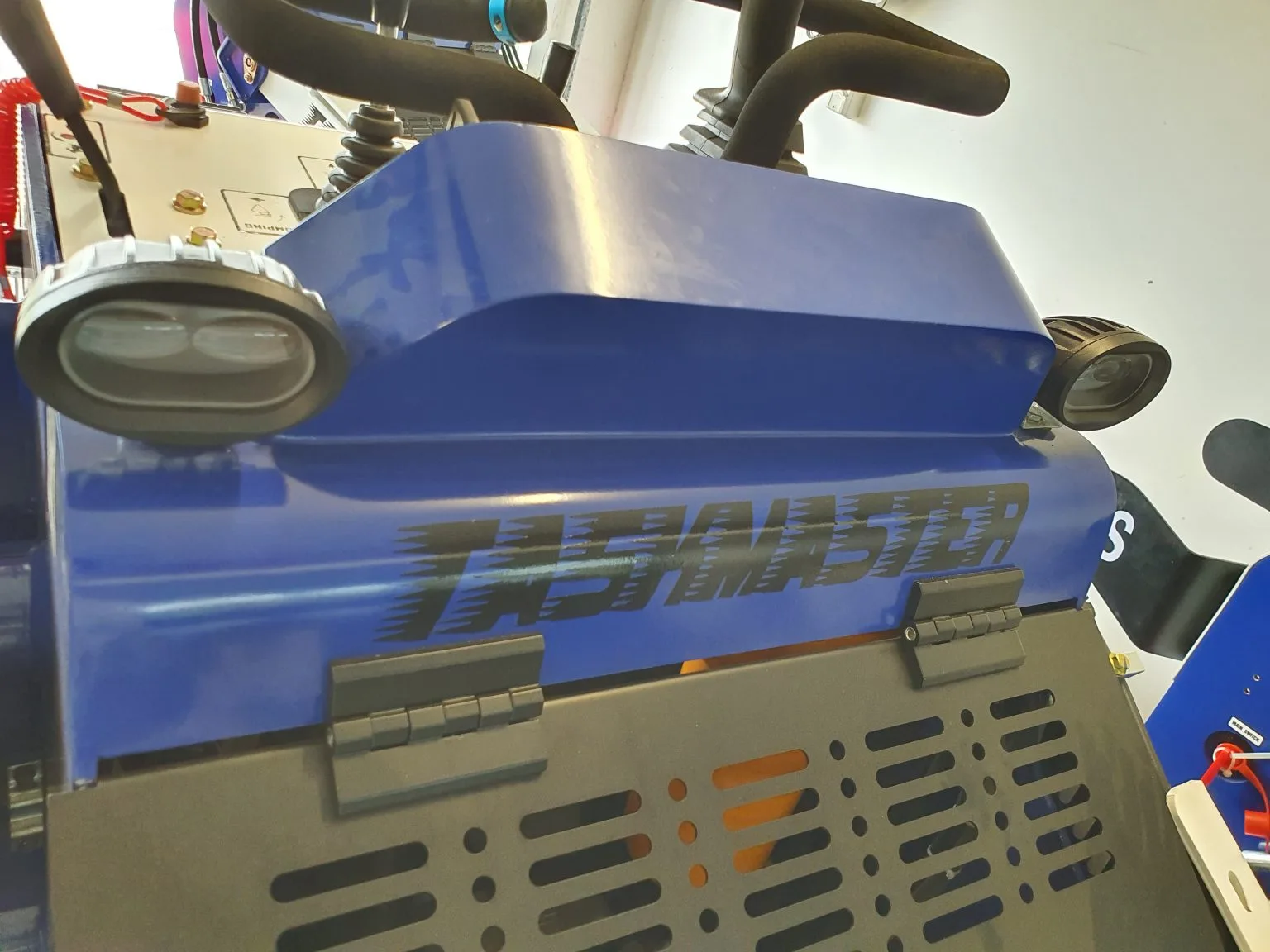 Mini-Loader_TM30T (30)