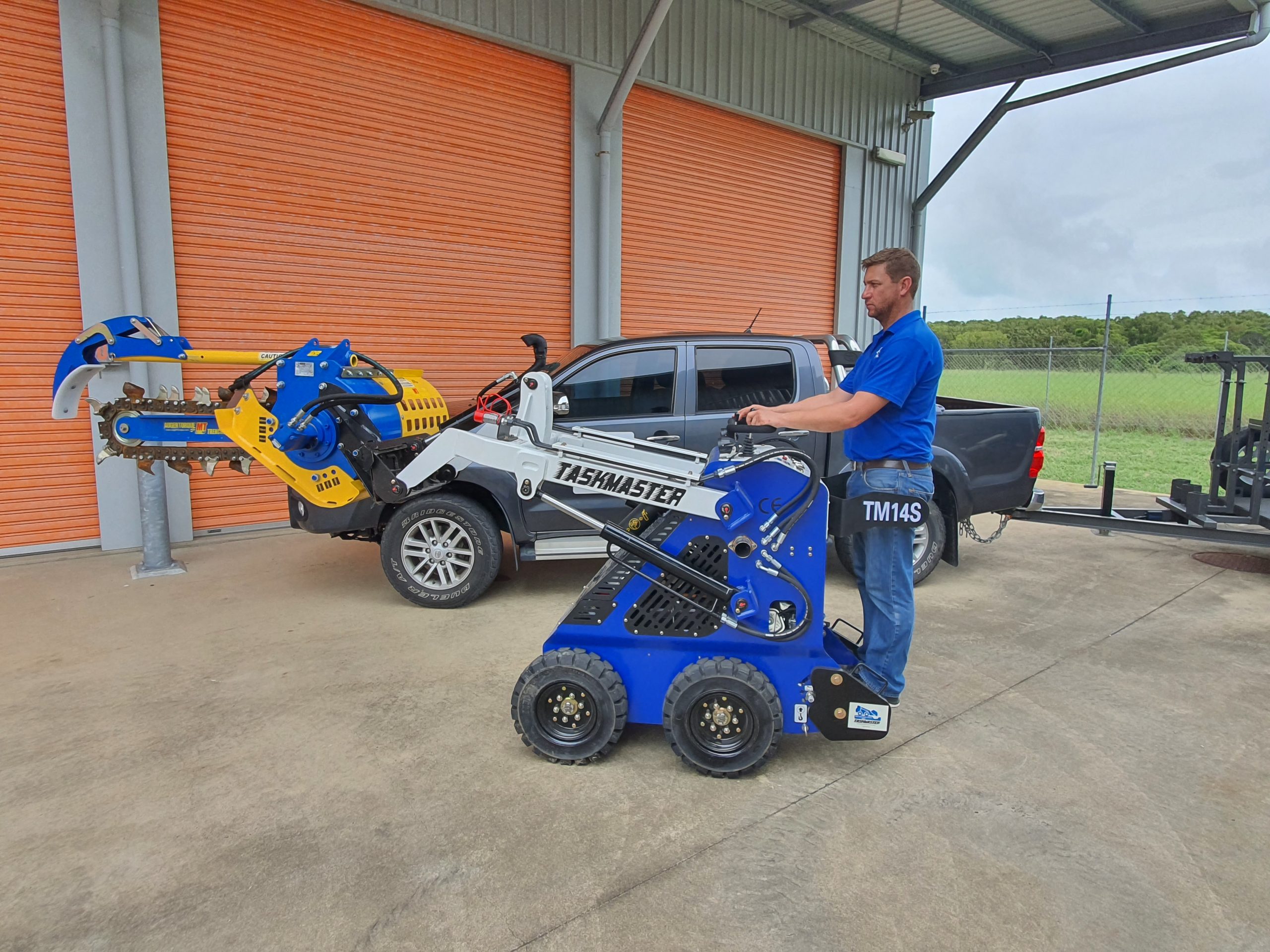 MINI SKID STEER WHEEL DRIVE TM14S Mini Machines Direct